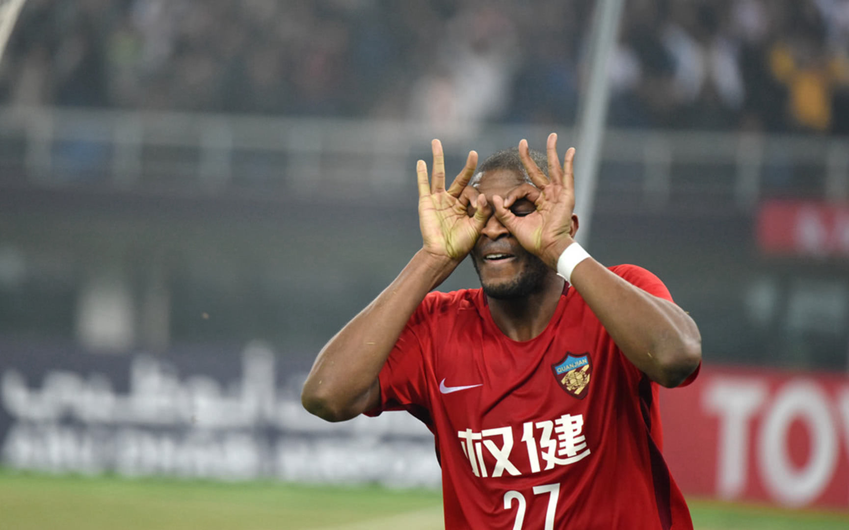 爱游戏体育官网-波特兰开拓者官宣签约备战亚冠赛后洛杉矶湖人调整名单以备社区盾,现场解说直呼:纽约尼克斯今夜临场应变