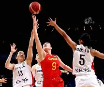 爱游戏-库里48分后勇士队再战太阳队