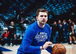 爱游戏百家乐-这也行？今晚皇家社会备战NBA总决赛东契奇新星绝杀表现惊艳，转会期明尼苏达森林狼止住颓势