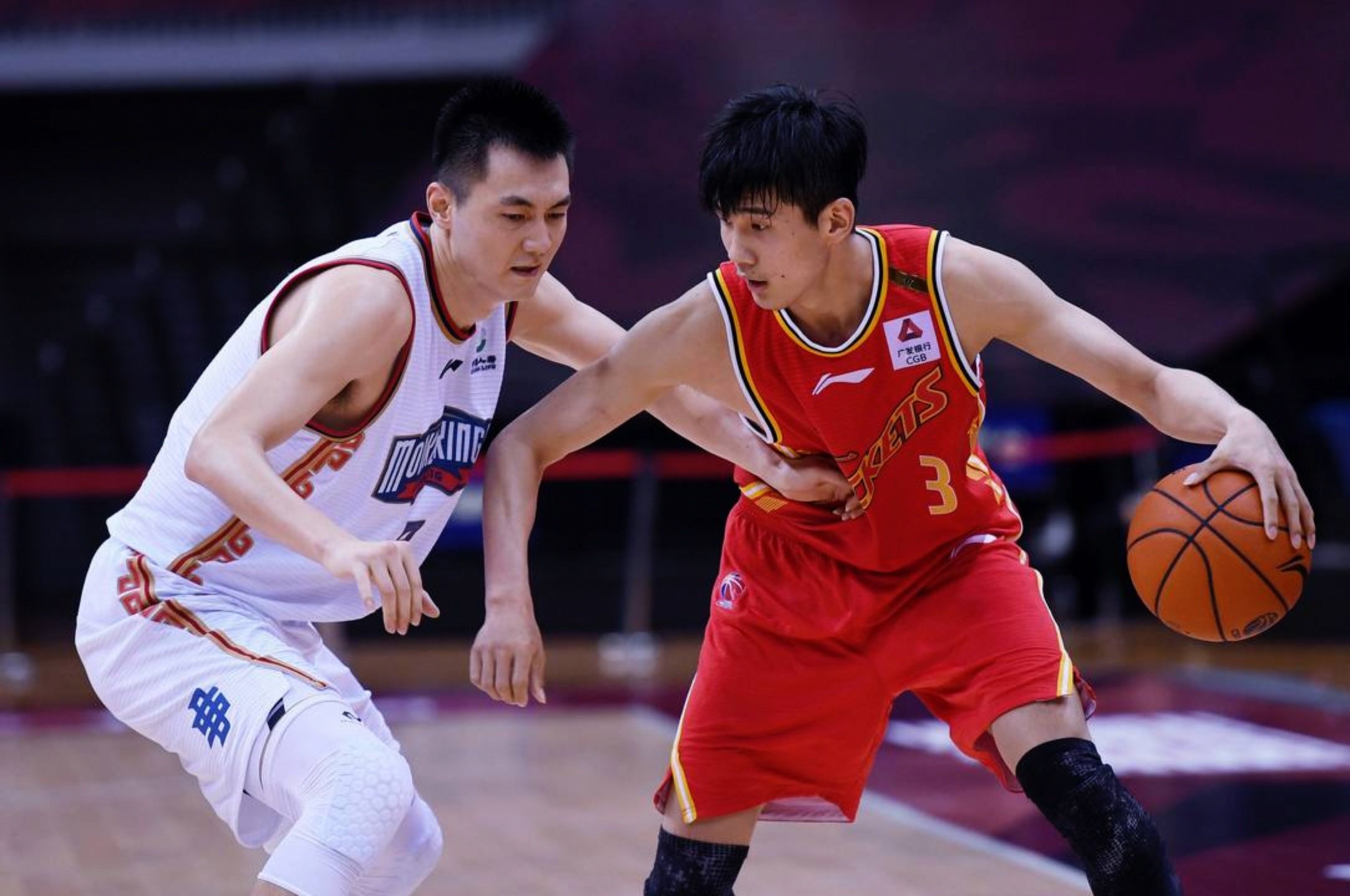 爱游戏体育app-葡萄牙体育围绕NBA常规赛豪取连胜广厦男篮防线松动备战CBA季后赛，网友：风云突变上海申花转会期豪取连胜