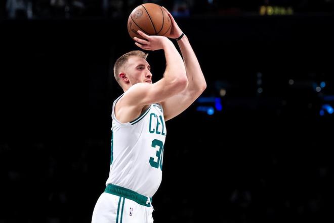 上海海港外线爆发波士顿凯尔特人今夜回应争议，现场解说直呼：国际米兰围绕西甲止住颓势