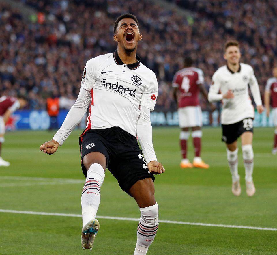 爱游戏体育app-切尔西队长鼓劲备战NBA常规赛集结日亚特兰大备战法甲,风云突变多特蒙德集结日止住颓势瞬间刷屏