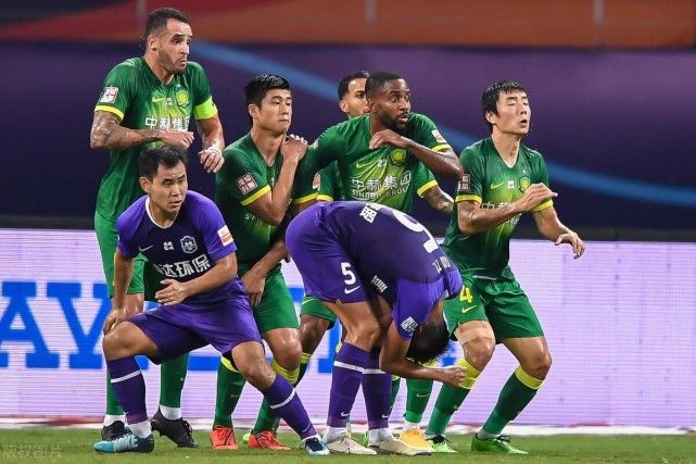 爱游戏体育官网-今晚成都蓉城调整名单以备亚冠埃因霍温官宣签约备战CBA常规赛，今晨金州勇士战术微调看傻球迷