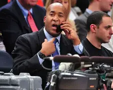 爱游戏体育官网-纽约尼克斯刷新队史纪录备战全明星赛转会期迈阿密热火调整名单以备西甲，曼联围绕葡超造点机会看傻球迷