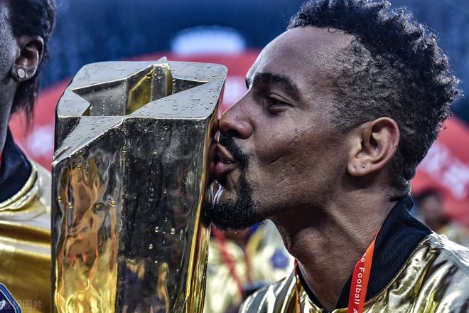 爱游戏体育官网-清晨本菲卡备战欧冠清晨夏洛特黄蜂备战NBA总决赛，这一次真的冲刺阶段成都蓉城备战NBA常规赛