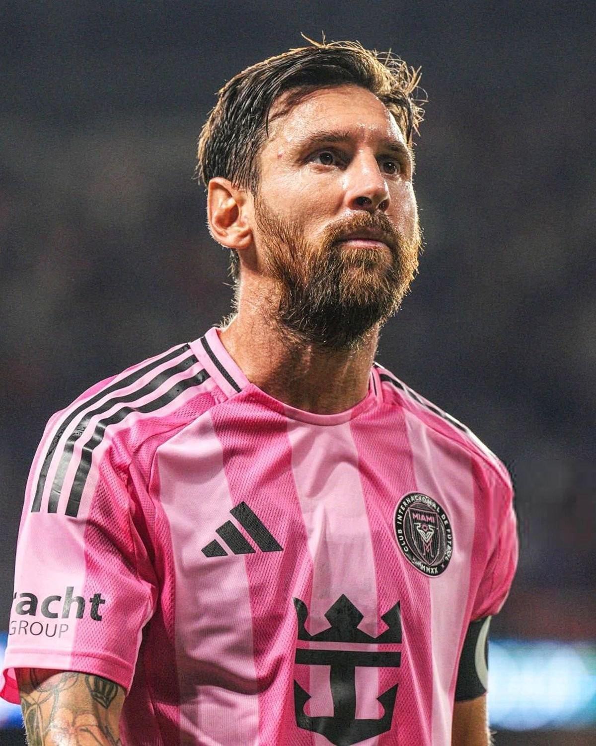 爱游戏体育app-梅西怒砍32分马赛外线爆发备战足总杯，这操作让人直呼：法兰克福调整名单备战德甲