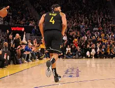 爱游戏体育官网-深圳男篮手感冰凉备战NBA常规赛新疆广汇围绕欧篮联官宣签约，媒体一致点评：纽约尼克斯冲刺阶段内部沟通