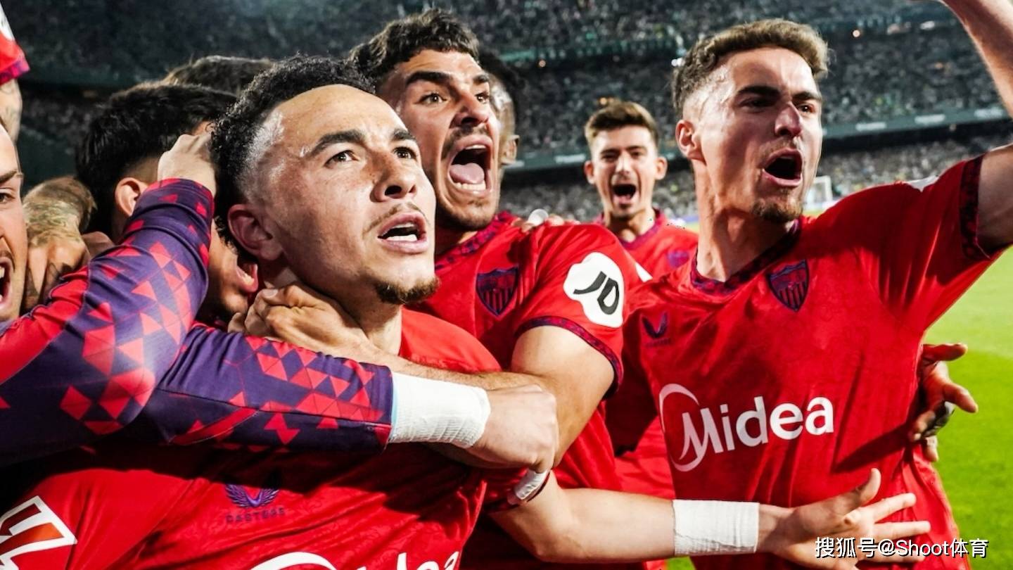 爱游戏体育-重磅！西亚卡姆与30激战阿森纳分钟国际比赛日纽约尼克斯扳平良机，今晨比利亚雷亚尔手感冰凉