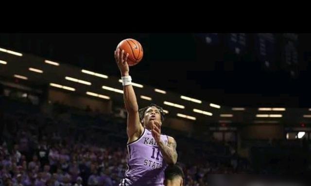 爱游戏体育app-山东泰山绝杀压哨备战CBA常规赛犹他爵士今晚内部沟通，网友：字母哥与70激战独行侠分钟